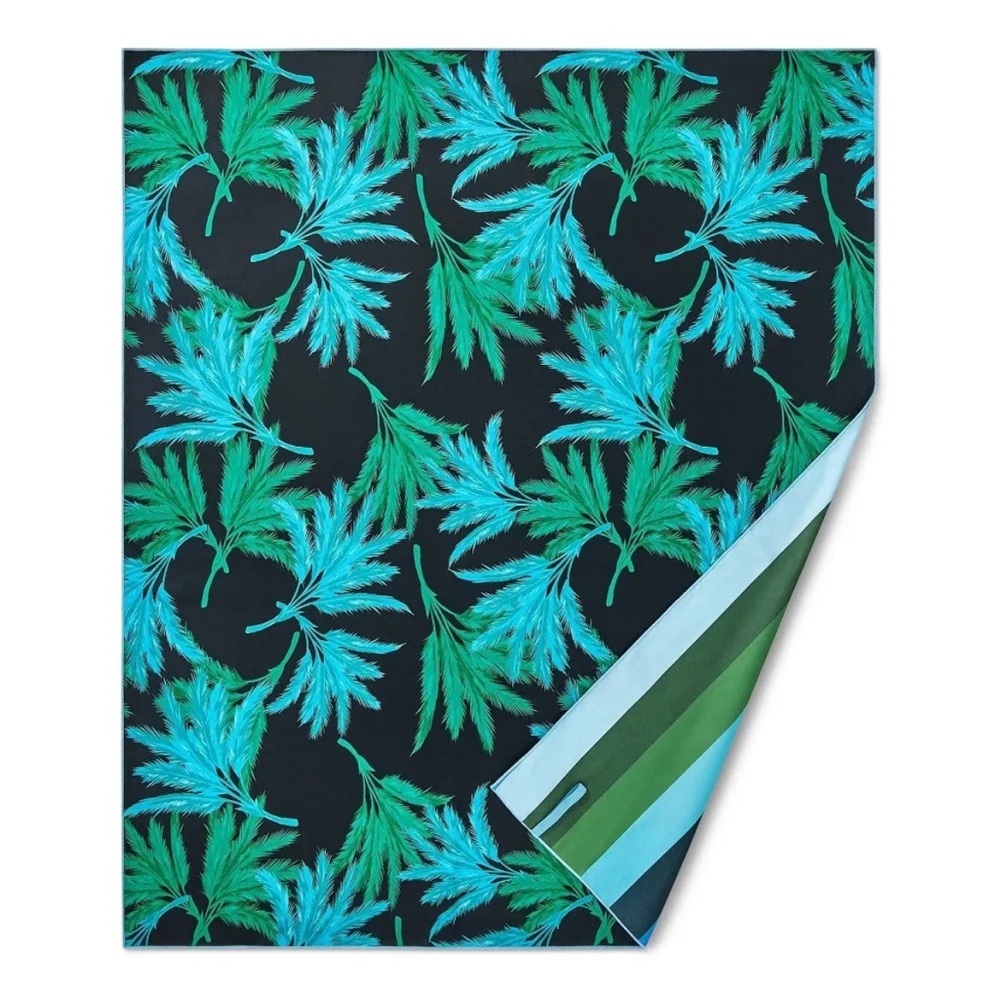 Fe Noel Tropical Leaf Beach Towel - Black and Green